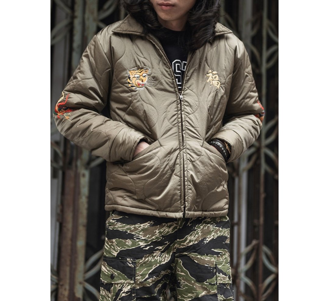 刺绣夹克 越战纪念款外套 虎头 福字 龙 棉服保暖 Vietjan Jacket - 男装外套 - 其他材质 卡其色