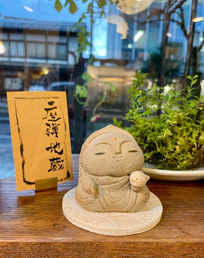 禅坐地藏 小鸟与降魔印 - 摆饰 - 陶 白色