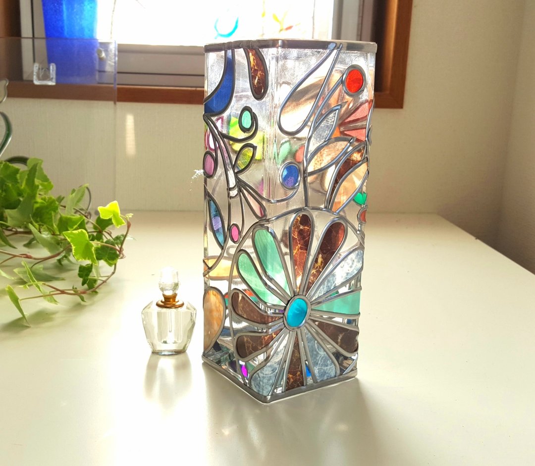 日本冲绳手工方形玻璃花瓶 - 花唐草 ( 接单制作 ) - 花瓶/陶器 - 玻璃 多色