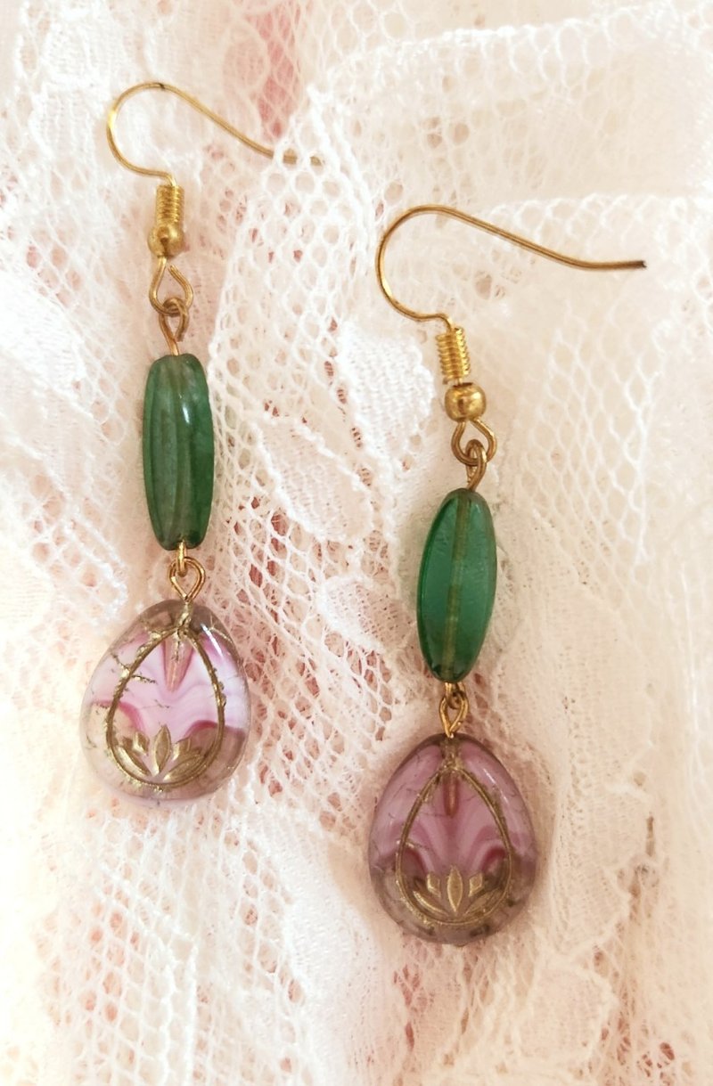 【毕业礼物】【圣诞礼盒】捷克手绘玻璃珠铜电金耳环(可改耳夹) - 耳环/耳夹 - 铜/黄铜 绿色