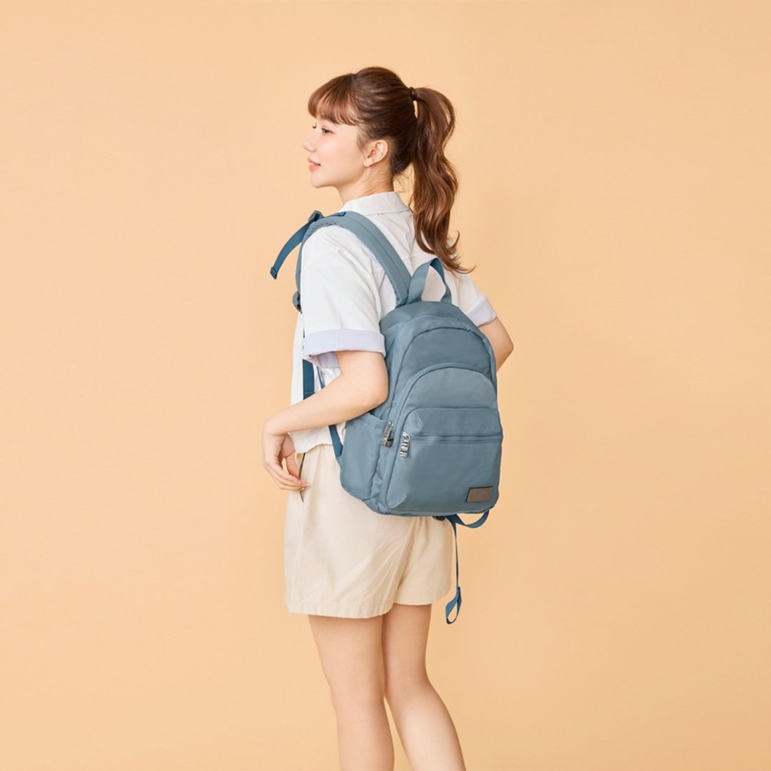 J II 后背包-多隔层防泼水后背包-6390-4-多色任选 - 后背包/双肩包 - 尼龙 蓝色