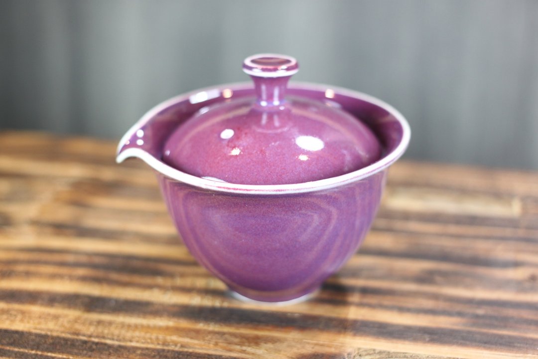 【沐春生活】200ml 紫罗兰 铜红釉 盖碗 莺歌名家叶敏祥作 - 茶具/茶杯 - 瓷 