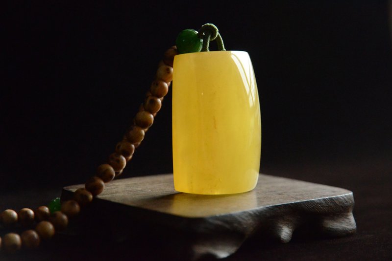 【亭】Amber 天然琥珀蜜蜡 108颗崖柏木佛珠 复古文艺新款项链 - 项链 - 宝石 黄色