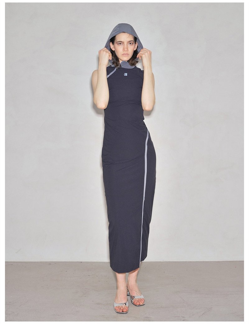 藏藍色 弧形拉鏈調節開衩設計合身洋裝 運動感連帽女及踝長連身裙 - 洋装/连衣裙 - 聚酯纤维 蓝色