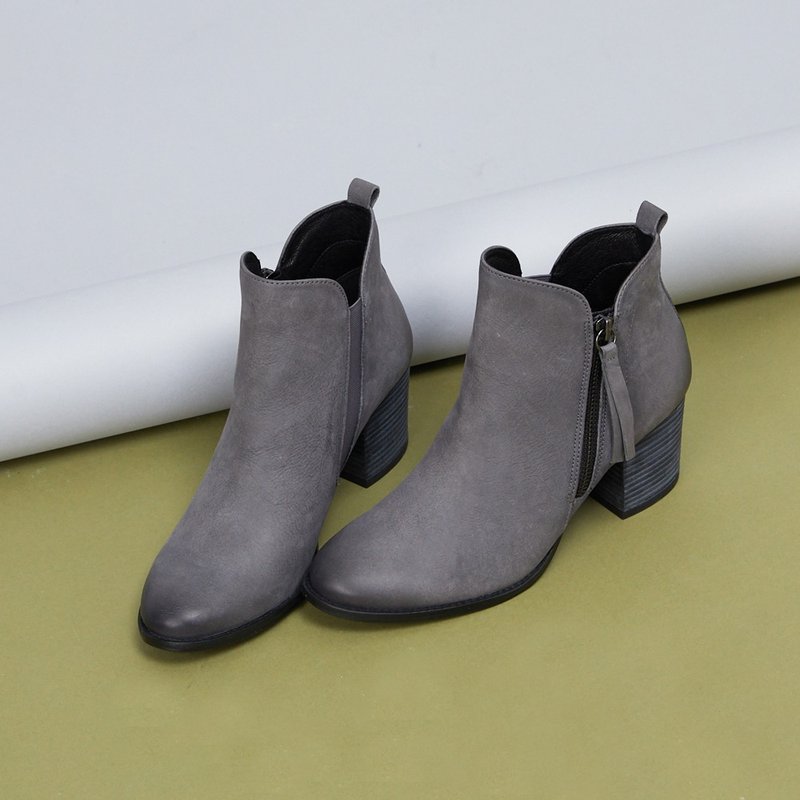 【月夜之影】极简刷色侧拉链粗跟短靴_烟熏蓝灰 - 女款短靴 - 真皮 灰色