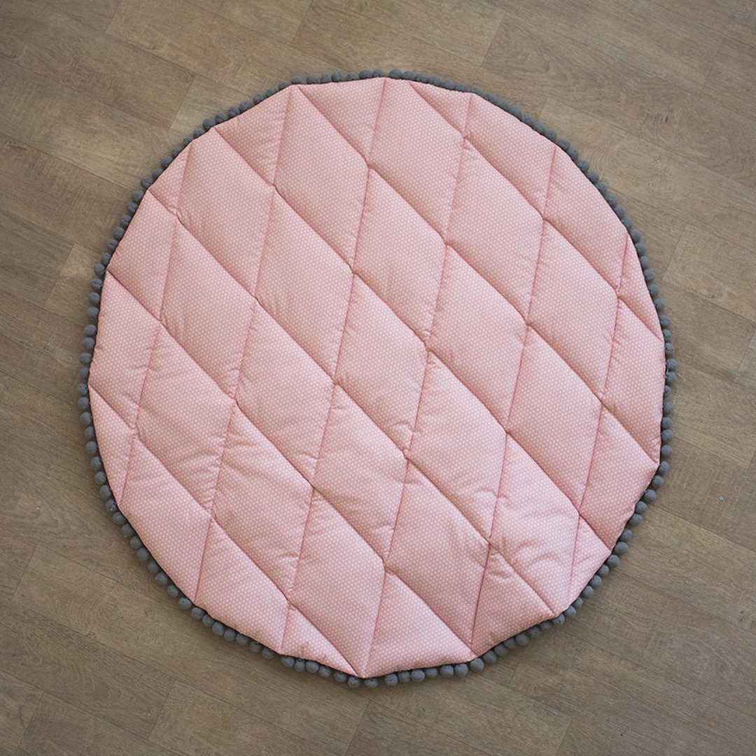 Pink Baby activity play mat with pom poms - - 爬行垫/游戏垫 - 棉．麻 粉红色