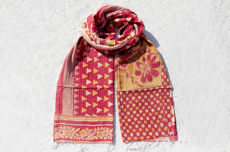 快速到货 限量一件 手缝纱丽布丝巾 / 刺绣丝巾 / 刺绣围巾 / 手缝纱丽线丝巾 / 纱丽布拼接 - 民族风 点点水玉 - 丝巾 - 棉．麻 红色