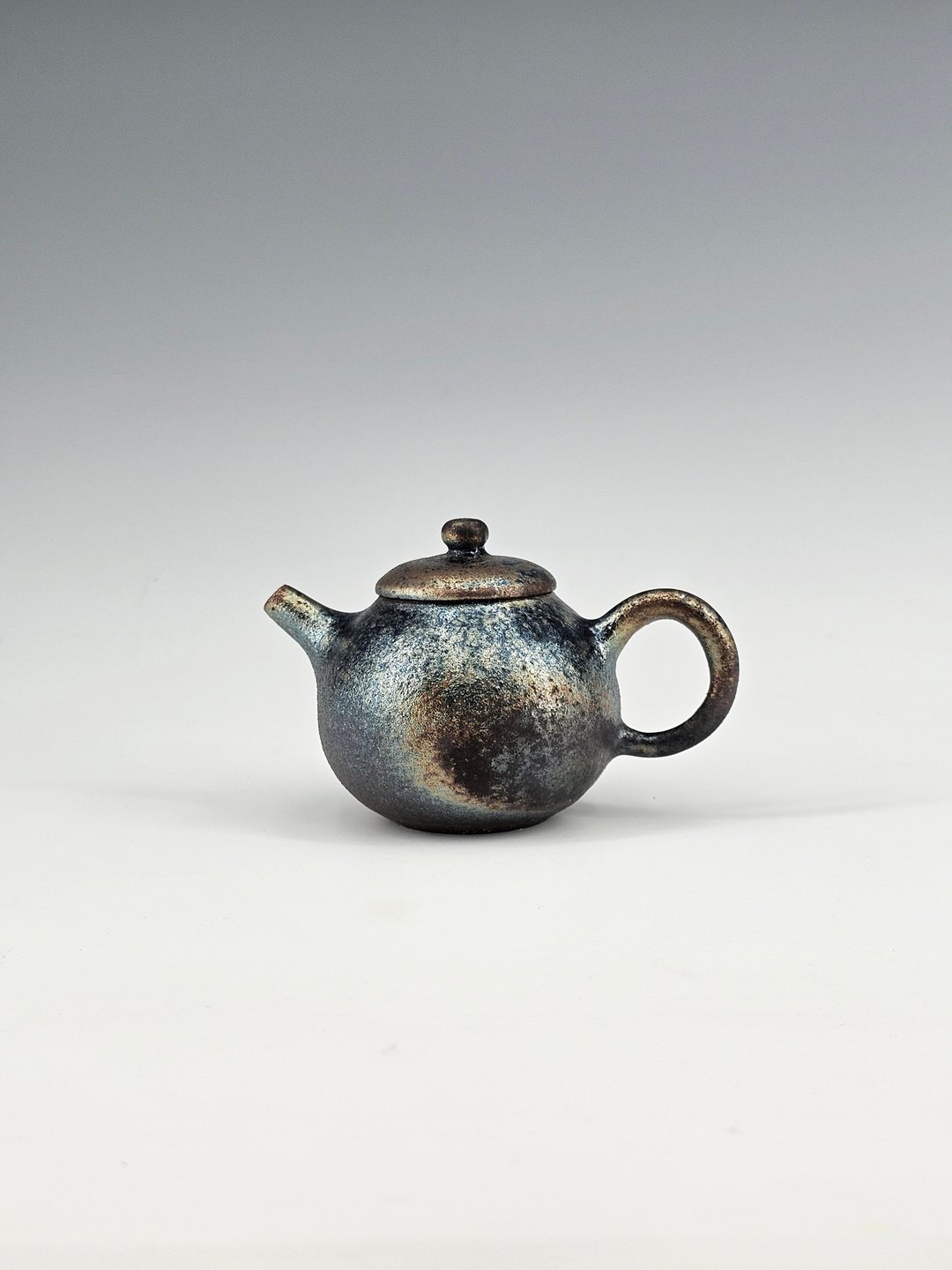 美国黑土柴烧铁釉手作壶 - 茶具/茶杯 - 陶 