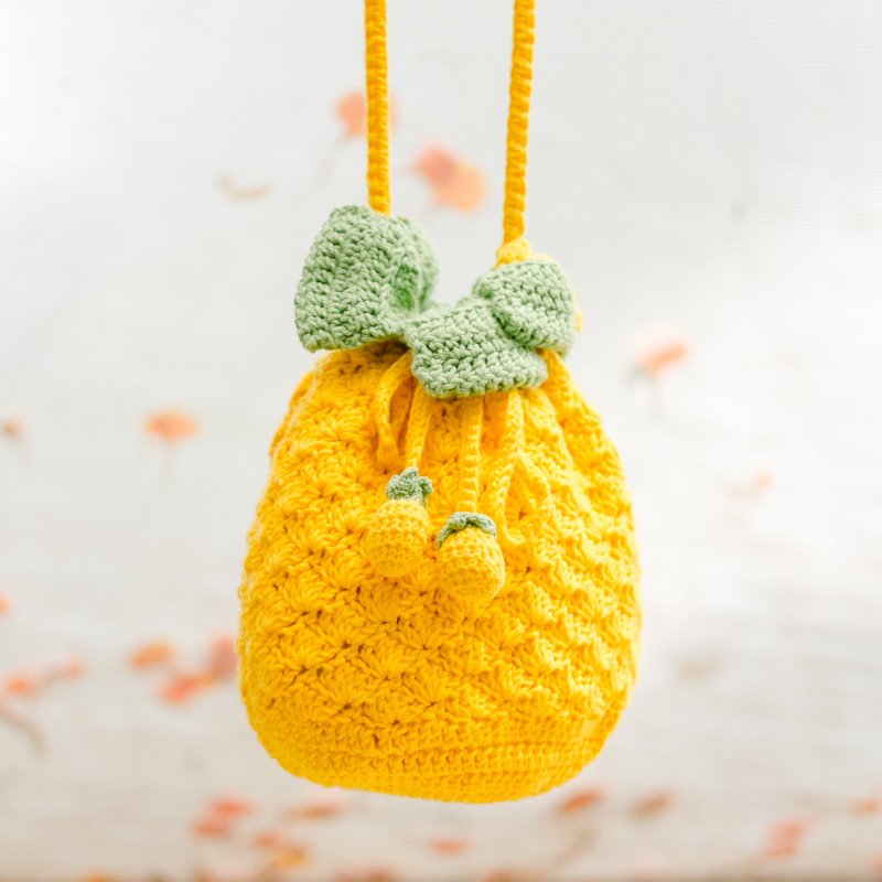 Shoulder Bag_The Pineapple - 侧背包/斜挎包 - 棉．麻 黄色