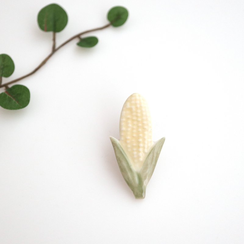 Corn pin brooch - 胸针 - 瓷 黄色