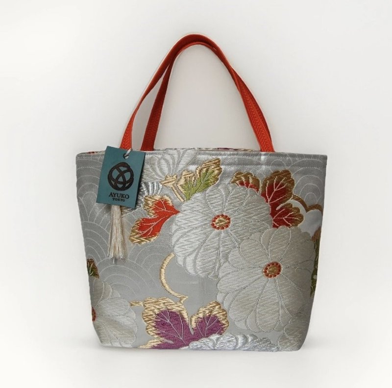 独一无二100%丝质和服袋带托特包 | 手工刺绣 | 亲民版AFB | 日本 - 手提包/手提袋 - 丝．绢 银色