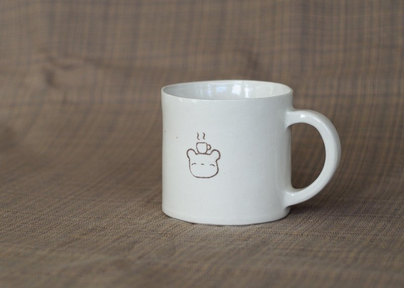 White Coffee with Me bear ceramics Mugs 300ml - 咖啡杯/马克杯 - 陶 白色