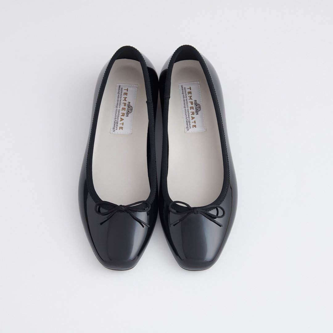 EMMA (BLACK) PVC SQUARE TOE FLATS square toe pumps rain shoes - 雨鞋/雨靴 - 防水材质 黑色