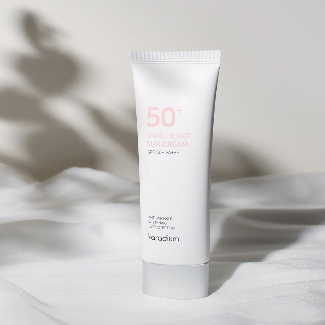 【官方旗舰店】KARADIUM 蜗牛修护防晒霜SPF50+ PA+++ (70ml) - 防晒 - 其他材质 粉红色