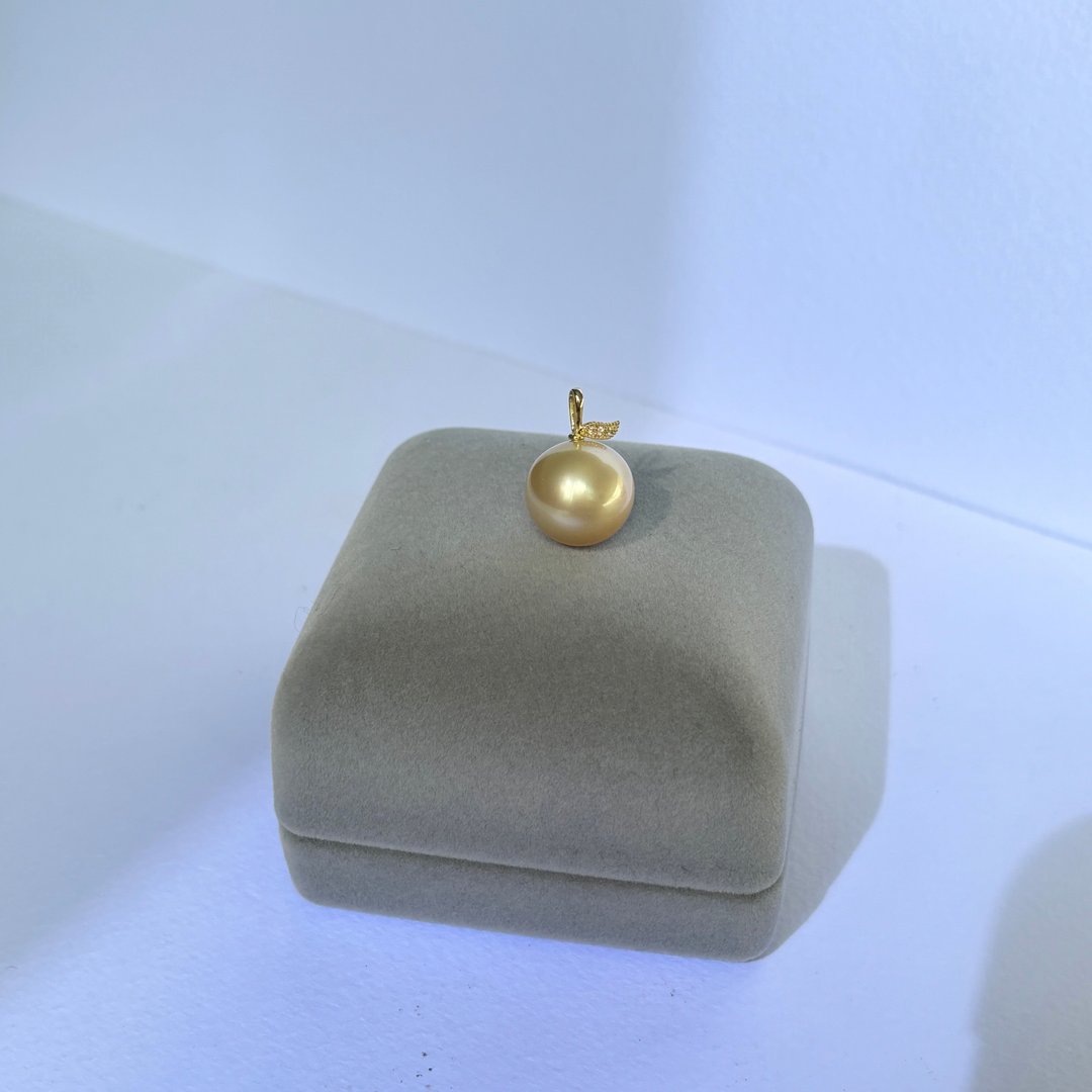 收藏级 13mm 香槟金 南洋白蝶珍珠  18K金 钻石 吊坠 鉴定书 - 项链 - 珍珠 金色