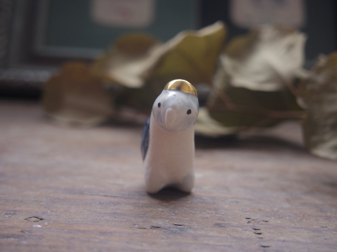 Feve of White-bellied caique - 玩偶/公仔 - 陶 黑色