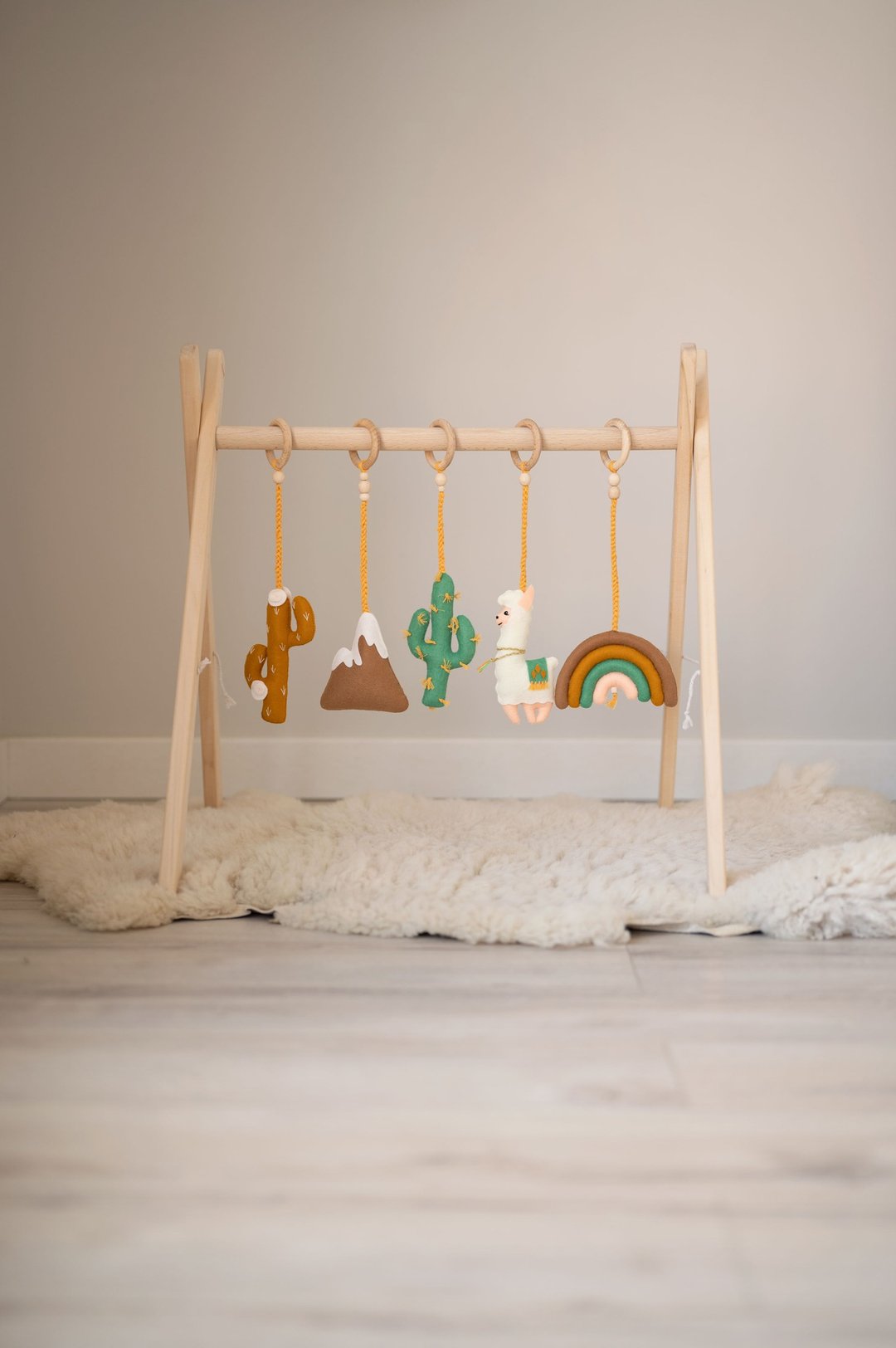Boho baby play gym toys, wood baby gym, baby activity center toys, Montessori to - 玩具/玩偶 - 环保材料 多色
