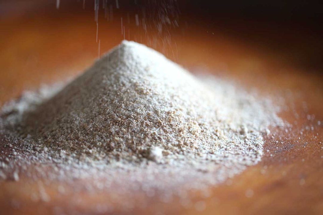 有机新鲜石磨本土全麦面粉 1公斤装 - 五谷杂粮/米 - 新鲜食材 