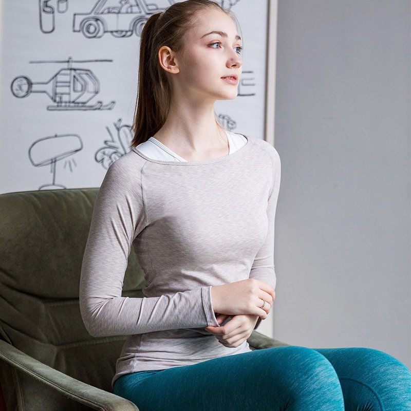 【NAMASTE】Ada 拉克兰长袖上衣 - 卡其纹 - 女装运动衣 - 尼龙 卡其色