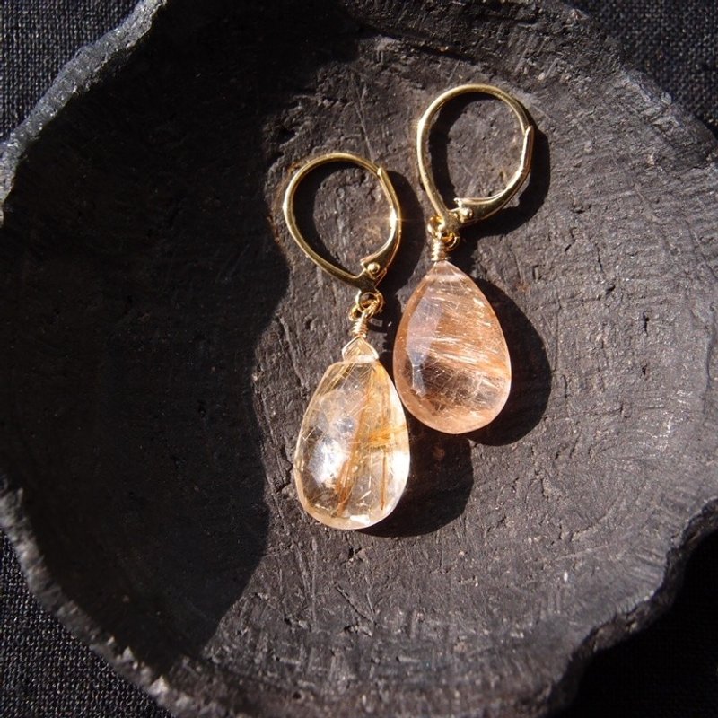 Rutilated Quartz Drop Earrings 金红石水晶 垂坠法式耳针 - 耳环/耳夹 - 宝石 金色