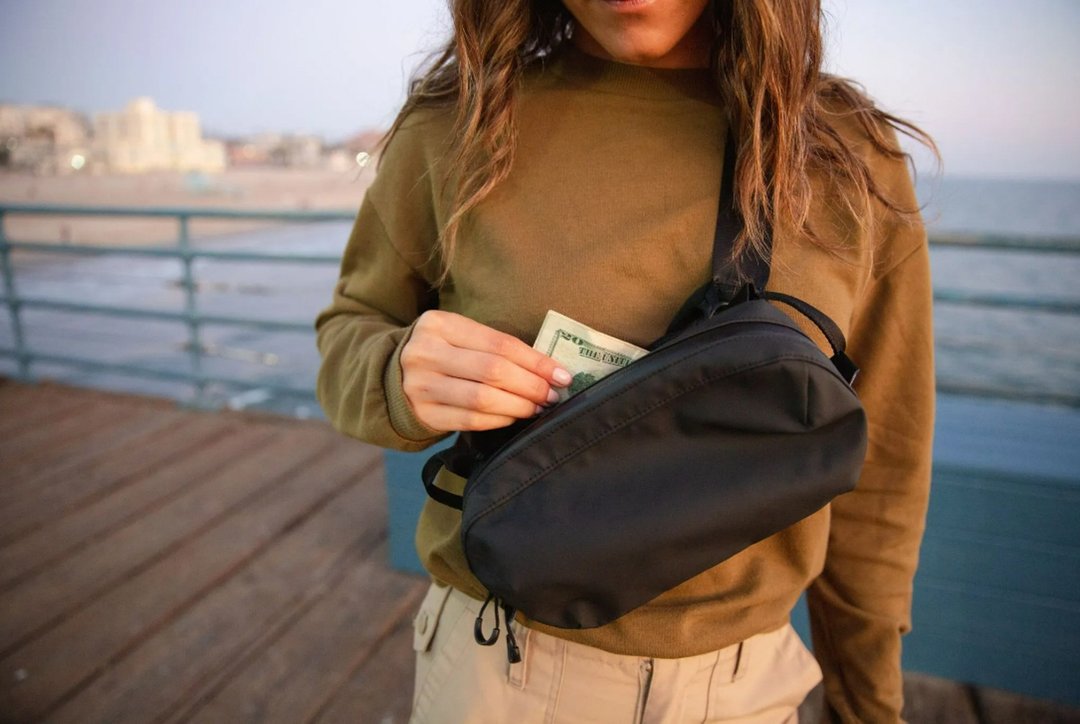 Wandrd D1 Fanny Pack 腰包 - 侧背包/斜挎包 - 防水材质 