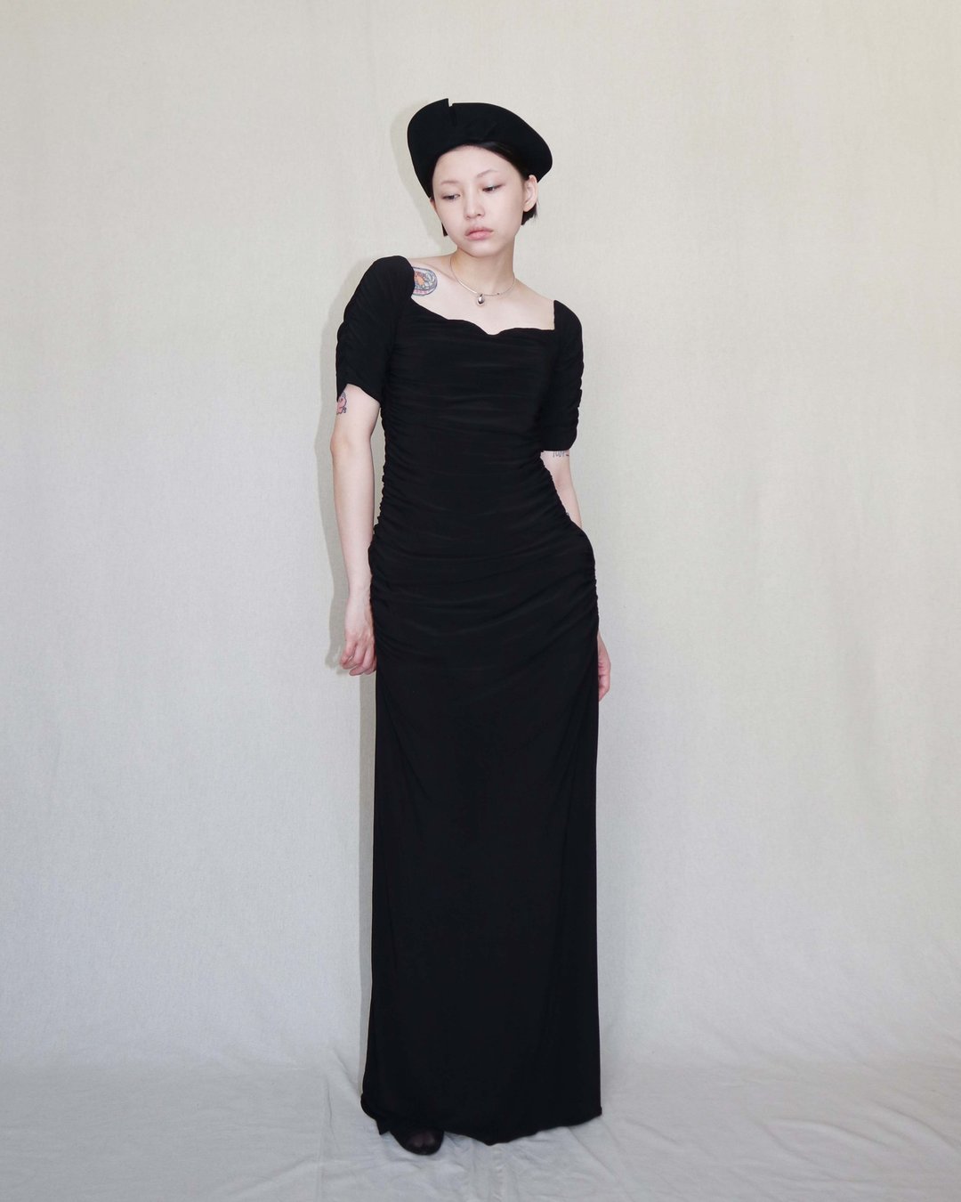 南瓜Vintage。BADGLEY MISCHKA 黑色 皱折 紧身 礼服 洋装 - 洋装/连衣裙 - 其他人造纤维 黑色