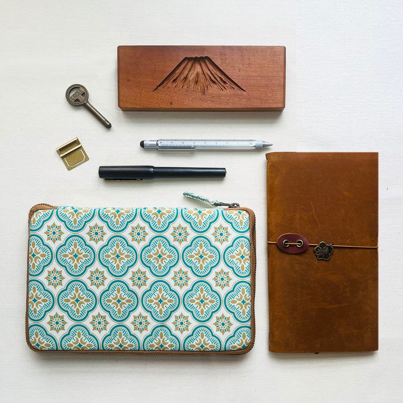 海棠窗花 手提拉链书衣 TN手帐书套 - 笔记本/手帐 - 棉．麻 咖啡色