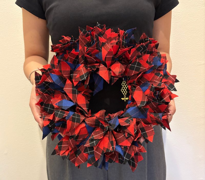 布艺花圈　手作花环 幸运蜜蜂吊饰　圣诞花圈 - 墙贴/壁贴 - 聚酯纤维 红色