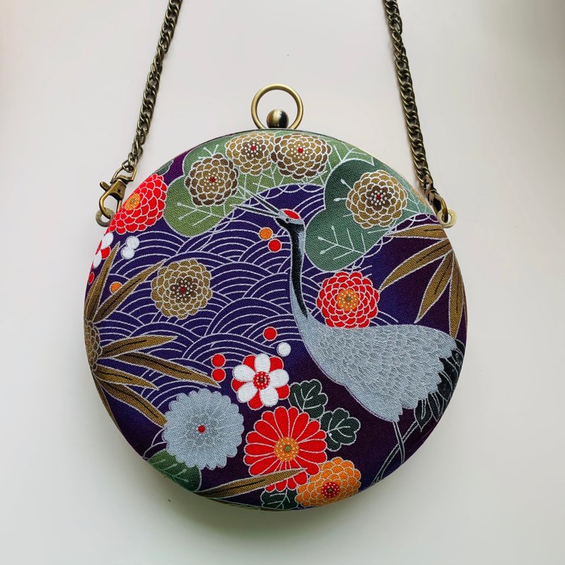 紫鹤小圆包 - 可手拿 / 斜背/ 婚礼姊妹礼物 - 侧背包/斜挎包 - 棉．麻 紫色