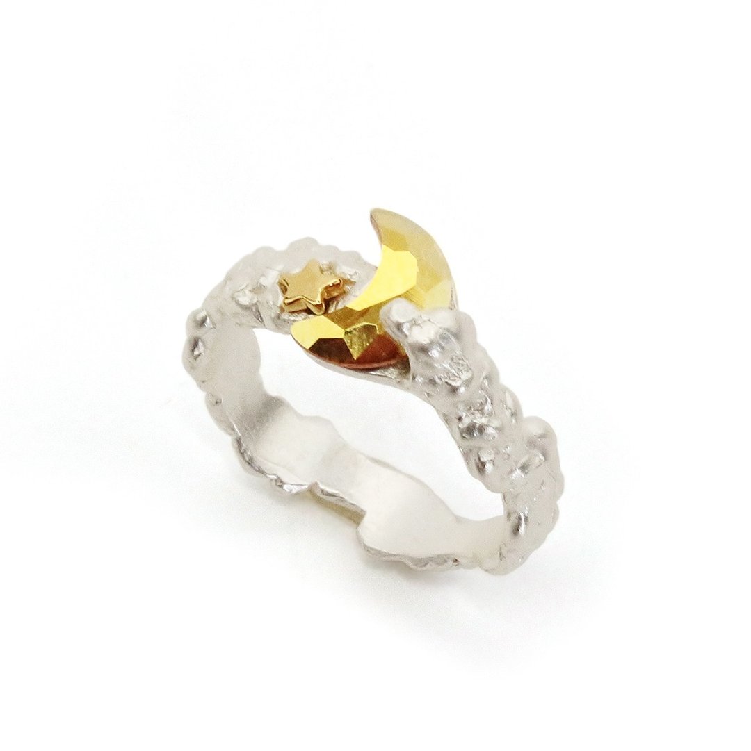 Moon & Cloud Ring Crescent Ring RN 147 - 戒指 - 其他金属 金色