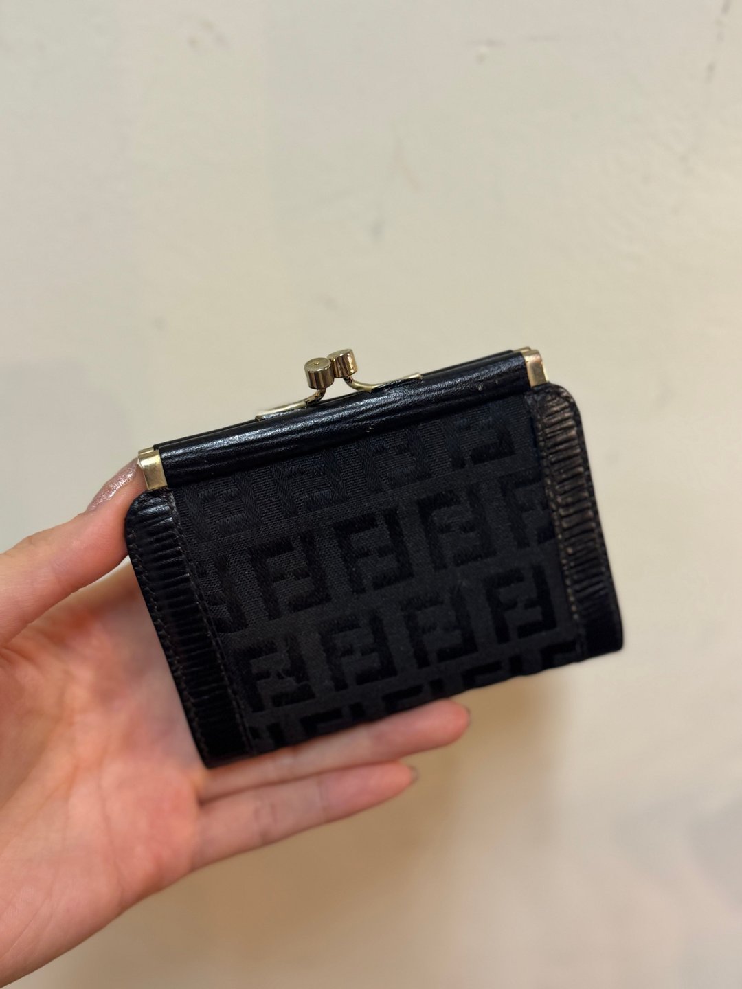 中古正品 Fendi Zucca 芬迪 FF logo 散纸包 零钱包 意大利制 - 零钱包 - 真皮 黑色
