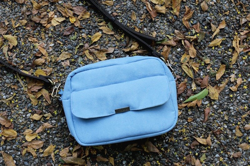 Chez。福利品 - 方圆小肩－晴空蓝 - 侧背包/斜挎包 - 聚酯纤维 蓝色