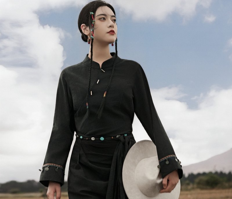 心香谛听 新中式復古藏装  立领洋装 - 洋装/连衣裙 - 其他材质 黑色