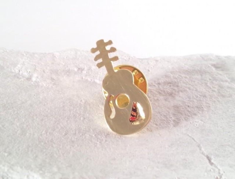 A guitar of Paul Mccartney - 胸针 - 其他金属 金色