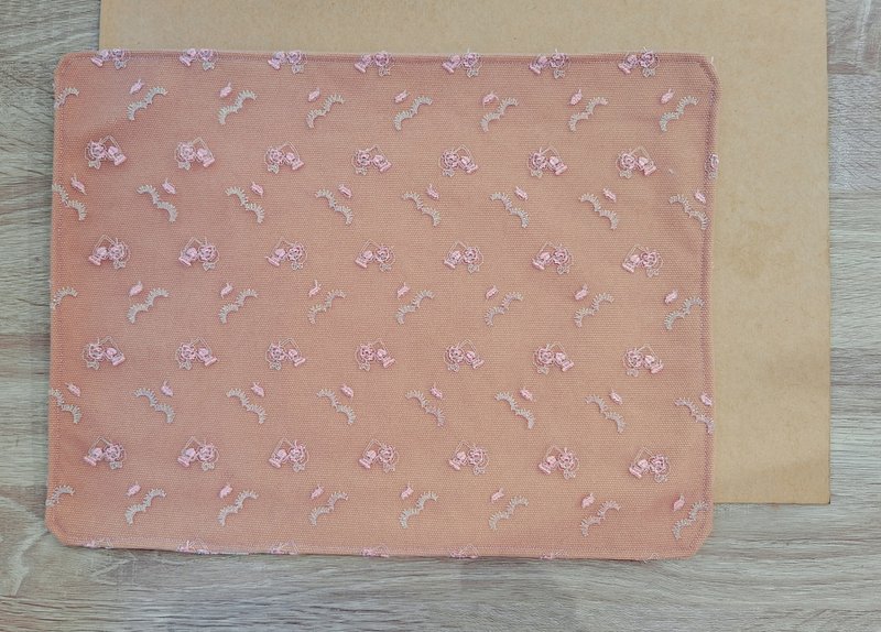 手作蕾丝装饰巾-女人香 - 摆饰 - 其他材质 