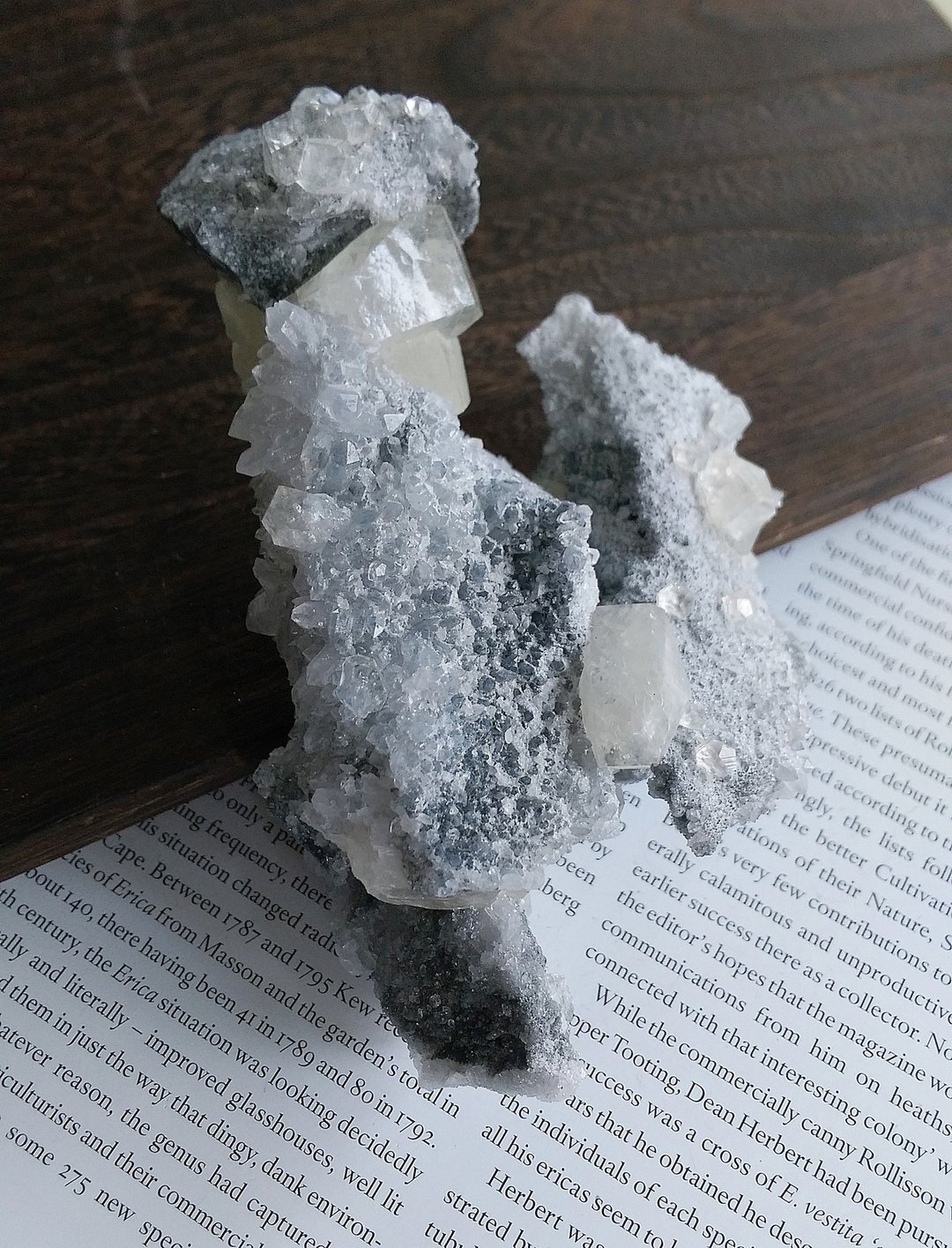 Calcite 湖北产地 方解石 水晶共生矿 天然矿石 原矿 - 摆饰 - 其他材质 
