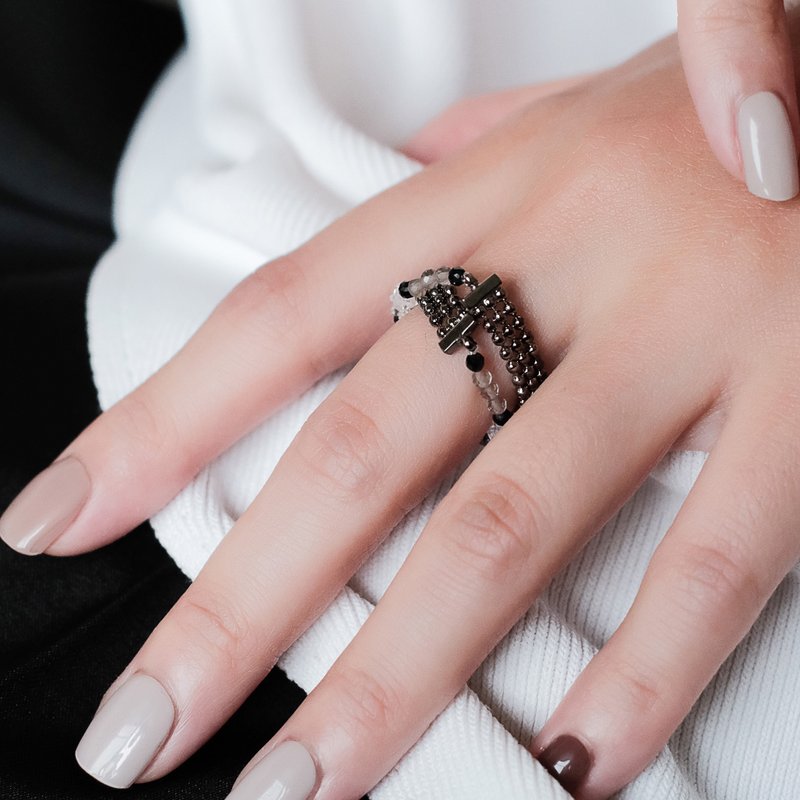 Space Ice - Magenta Mist - 冰晶黑尖晶双圈珠链戒指-厚镀黑金 - 戒指 - 铜/黄铜 黑色