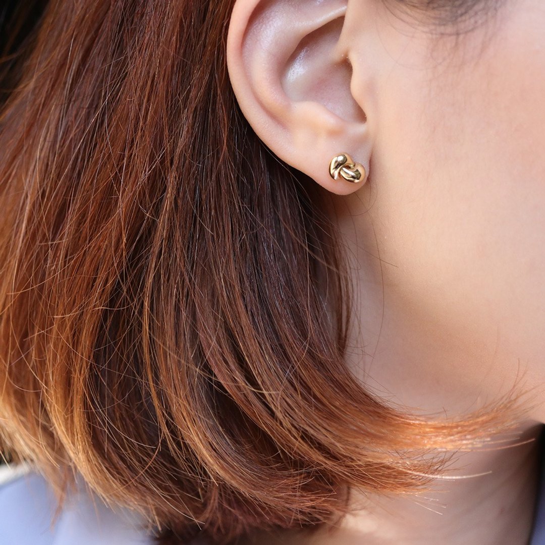 14K Gold Bean Earring 金豆豆耳针耳环 - 耳环/耳夹 - 贵金属 金色