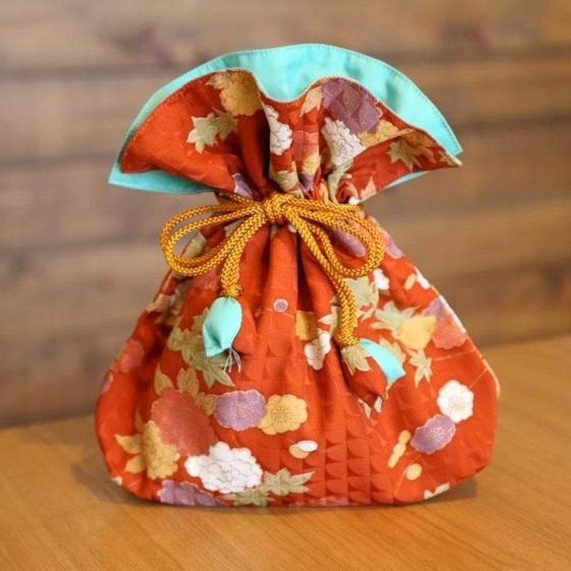 Autumn leaves that fulfill love Happy words of sentence Happy purse clothes FUGURO <中> - 化妆包/杂物包 - 棉．麻 红色