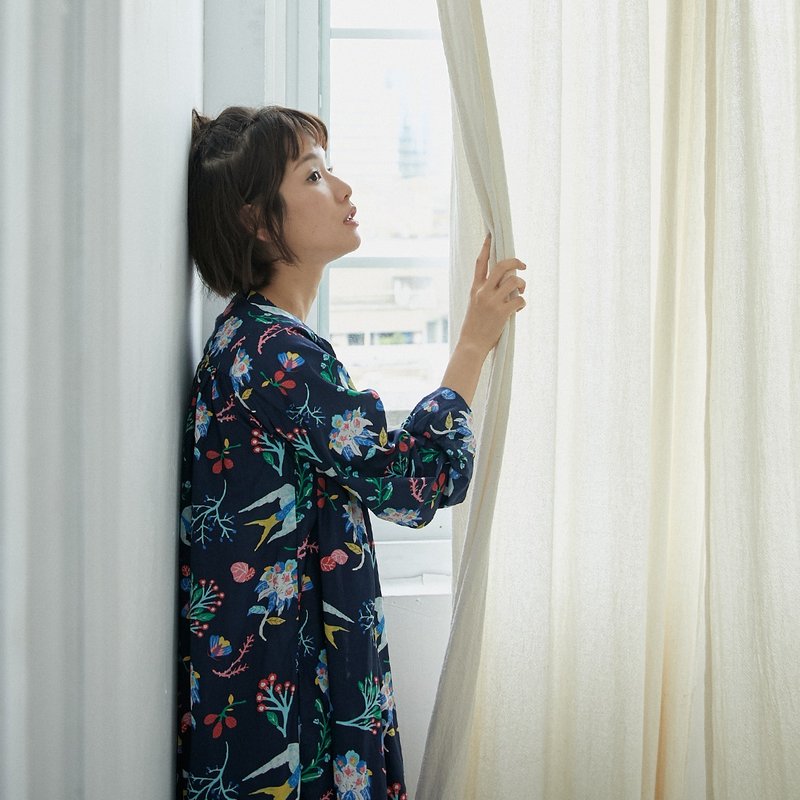 Angel 長袖長版襯衫洋裝/藍花鳥 - 洋装/连衣裙 - 棉．麻 蓝色