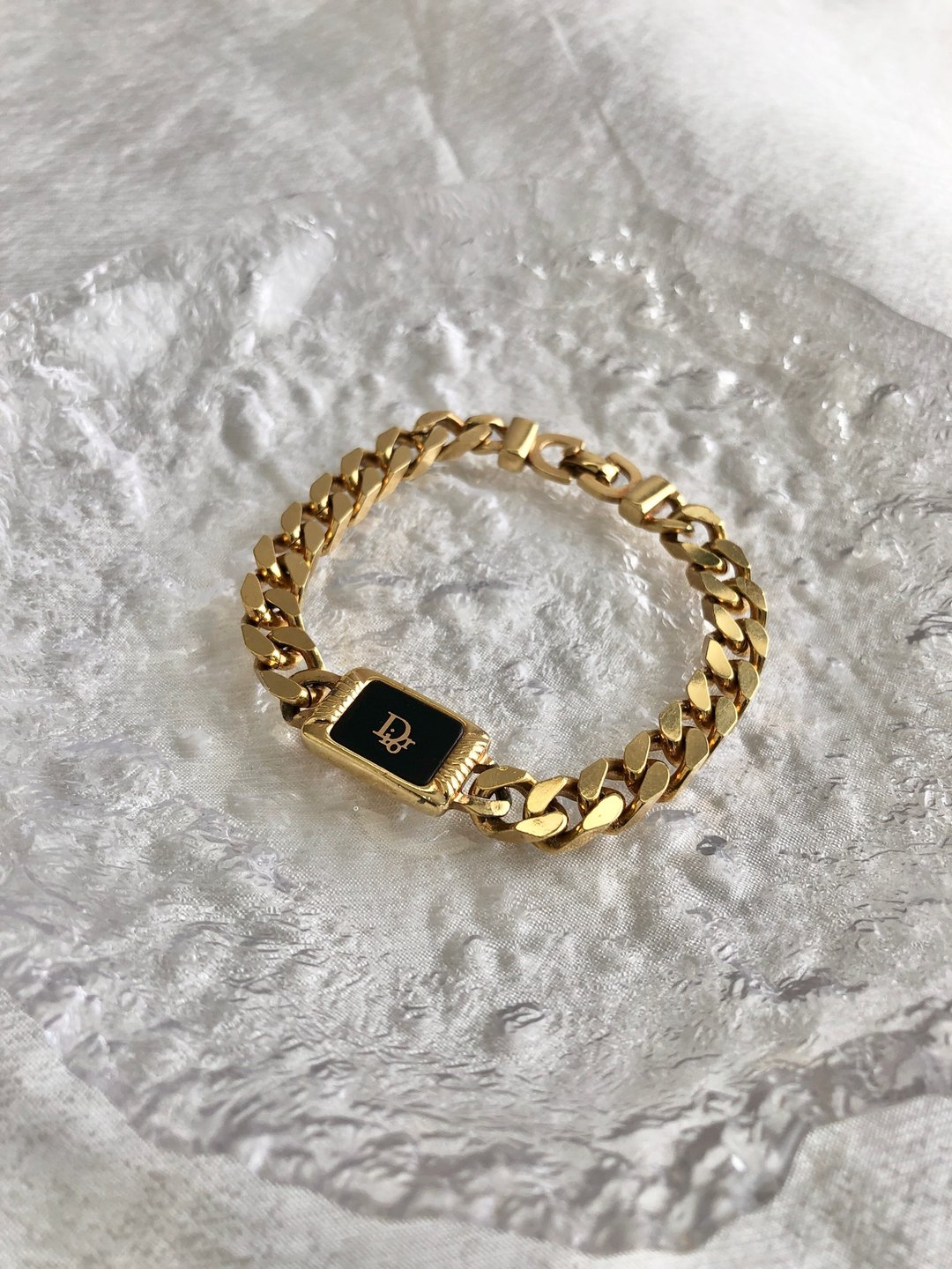 【 日本直送 名牌中古包 】Christian Dior 迪奥 手链 金色 Logo 饰牌 宝石 piazzv - 手链/手环 - 其他材质 金色