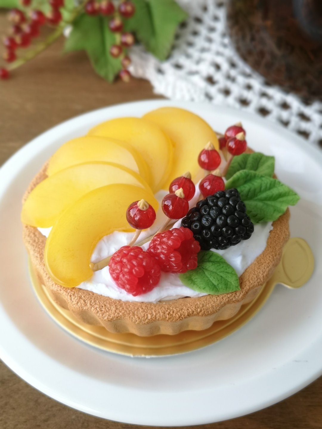 Fake fruits tartlet, berries tartlet, polymer clay cake, fake cake slice - 摆饰 - 粘土 多色
