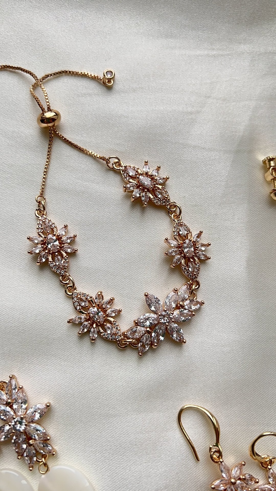 Bracelet Bangles Wedding 18kgp Zirconia cz Diamond Gold Gift Present - 手链/手环 - 其他金属 金色