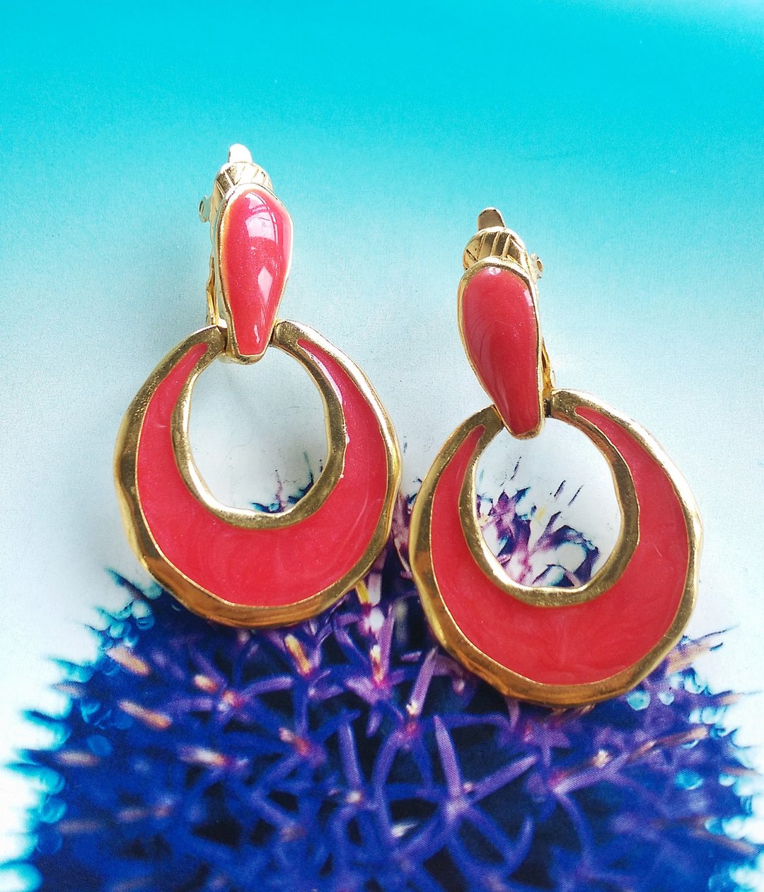 Vintage Jewelry 西洋古董饰品 TRIFARI 经典 甜美红 夹式耳环 - 耳环/耳夹 - 其他金属 金色