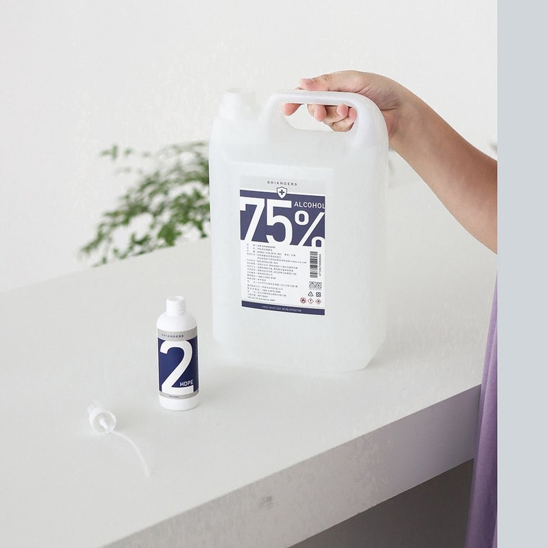 【预购6/9出货】香爵75%乙醇酒精 4L桶装*1 赠500ml 非变性 酒精 - 洗手用品 - 塑料 蓝色