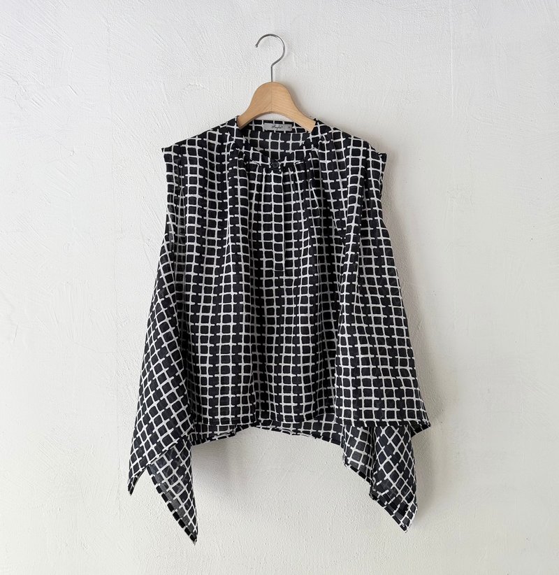 订制系列-圆领半开襟包袖伞摆上衣 - 女装背心 - 棉．麻 蓝色