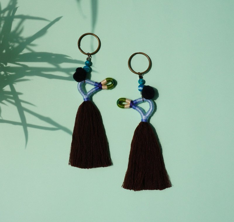 夏日独舞-波希米亚风天然石撞色流苏吊饰钥驶圈 - 钥匙链/钥匙包 - 绣线 蓝色