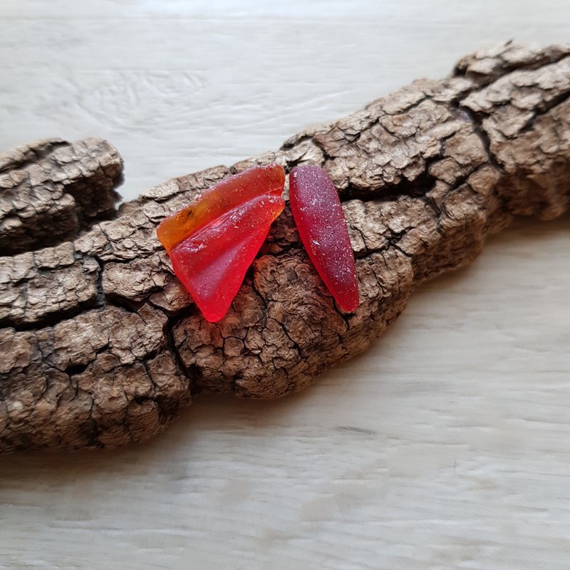 Rare red sea glass. Authentic sea glass P076 - 其他 - 玻璃 红色