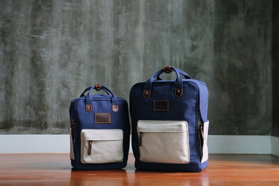 BAG PACK : NAVY（海军蓝-奶油色）：单肩包、背包 - 后背包/双肩包 - 棉 蓝色