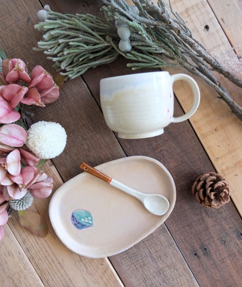 雨露与清晨 咖啡杯 260c.c. 咖啡盘 - 咖啡杯/马克杯 - 陶 